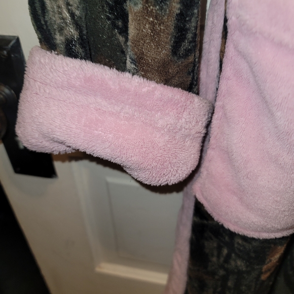 Womens robe - Picture 7 of 8